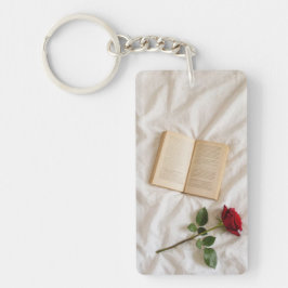 Llavero Estético de Rosa Roja y Libro Abierto