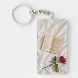 Llavero Estético de Rosa Roja y Libro Abierto