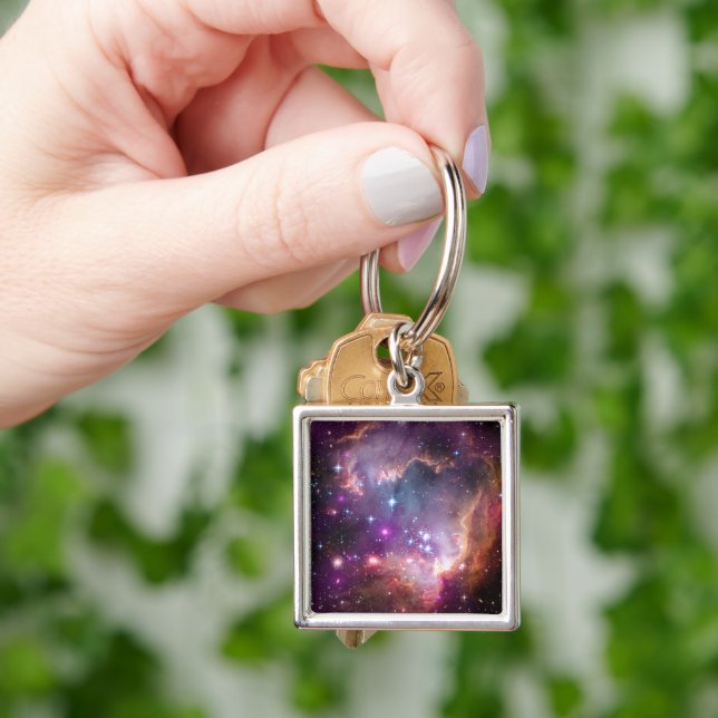 Llavero Estrellas Jóvenes En La Pequeña Nube Magallánica. (Mano)