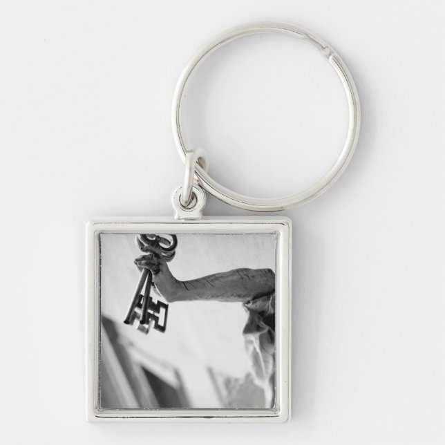 Llavero Europa, Austria, Salzburgo. Estatua con llaves 2 (Frente)