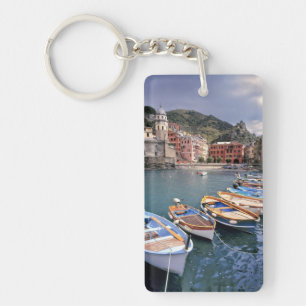 Llavero Europa, Italia, Vernazza. Barcos pintados brillant