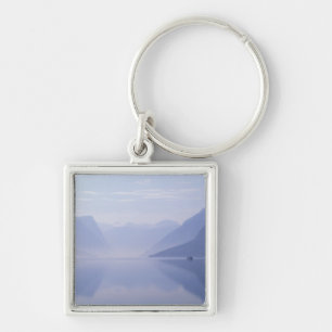 Llavero Europa, Noruega. Paredes verticales reflejadas en