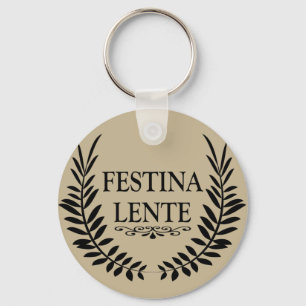 Llavero Festina lente