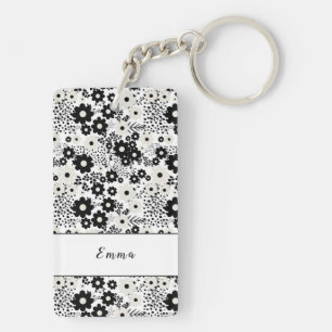 Llavero Flores beige y negra