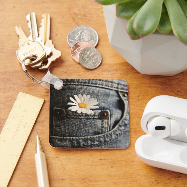 Llavero Flores | Daisy en Jeans Pocket (Escritorio )