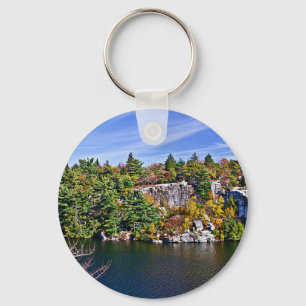 Llavero Foliage otoñal alrededor del lago Minnewaska