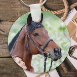 Llavero Foto de caballo personalizado<br><div class="desc">Lleva a tu mejor amigo contigo donde sea que vayas con una cadena de fotos de caballos personalizados. Esta cadena de teclas hípica fotográfica mascota es el regalo perfecto para usted, familia o amigos. Personalizar con fotos de caballos favoritas. DERECHOS RESERVADOS © 2020 Judy Burrows, Black Dog Art - Todos...</div>