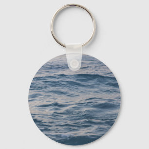Llavero Foto de primer plano de ondas de agua de mar