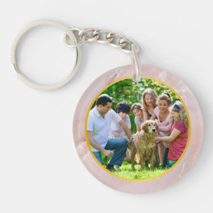 Llavero Foto familiar en oro y elegante mármol rosa