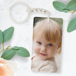 Llavero Foto personalizada | Familia Adorable 2 Imagen<br><div class="desc">Personalizado de fotos diseña tu propia plantilla para incluir 2 de tus fotos favoritas de tu bebé, hijos, familia, amigos o mascotas! Una plantilla fácil de personalizar para hacer uno propio de un tipo de diseño con sus imágenes. ¡El regalo perfecto para un ser querido! Las imágenes mostradas son para...</div>