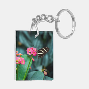 Llavero Fotografía de Mariposa en Flor Rosa