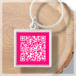 Llavero Fucsia brillante | Cadena de claves de código QR e<br><div class="desc">¿Busca una potente herramienta de marketing para mejorar su negocio? ¡No busque más que nuestros códigos QR! Con la capacidad de crear un código QR directamente en la cadena de claves, puede dirigir fácilmente a sus clientes a su sitio web, páginas de medios sociales u otras plataformas de medios en...</div>