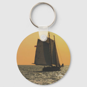 Llavero Gaff Rigged Sailboat sunset