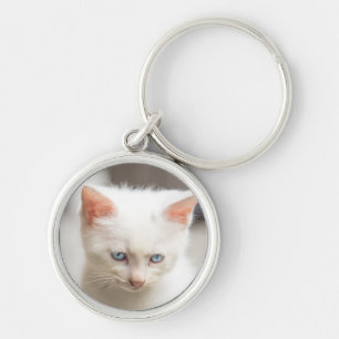 Llavero Gatito blanco