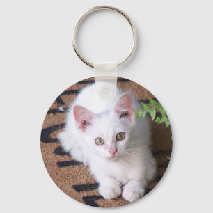 Llavero Gatito blanco