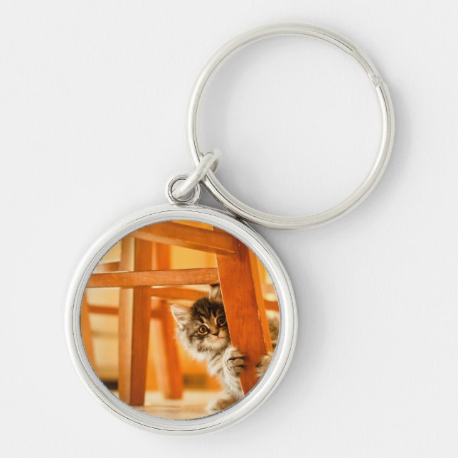 Llavero Gatito debajo de la silla (Frente)