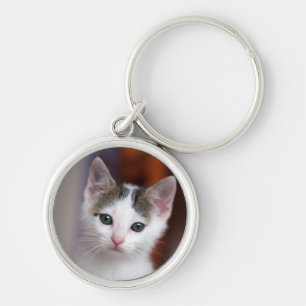 Llavero Gatito manchado blanco