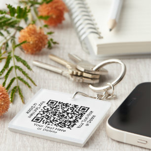 Llavero Generador de código QR a un lado, franja Minimalis