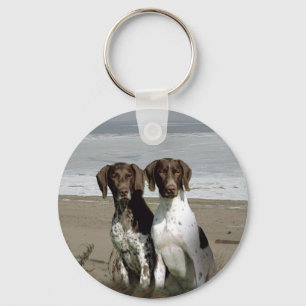 Llavero German Shorthaired Pointer On The Beach  Keychain