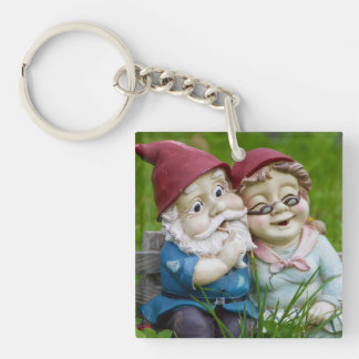 Llavero Gnomes Jardín Doble Keychain acrílico