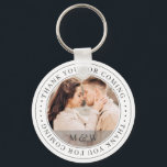 Llavero Gracias Por Venir Boda Clásico Personalizado Foto<br><div class="desc">Este diseño simple y clásico está compuesto por tipografía de la síspera y agrega una foto personalizado. "Gracias por venir" escrito en serif.</div>
