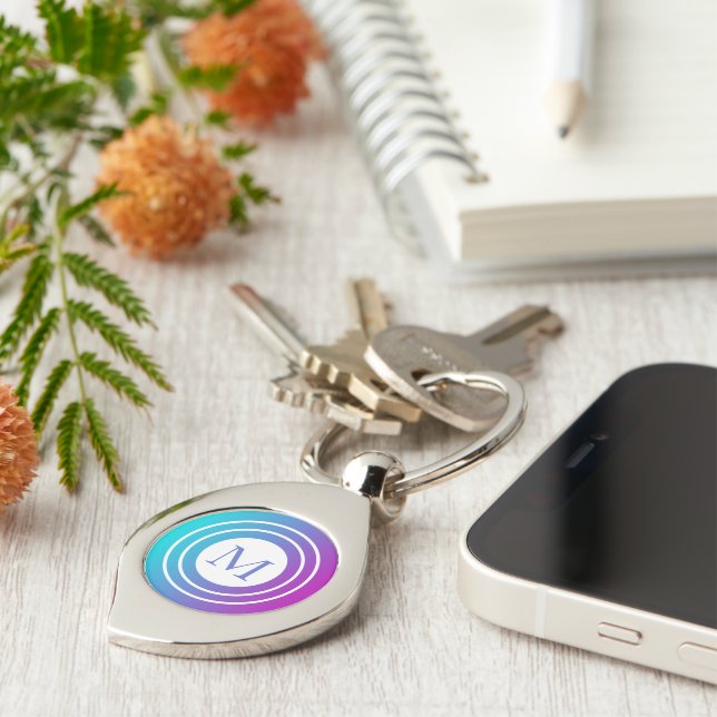 Llavero Gradiente multicolor geométrico monogramado (Lateral)