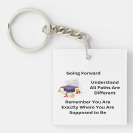 Llavero Graduado hacia adelante en un