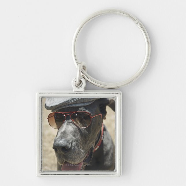 Llavero Great dane que lleva el gorra y las gafas de sol (Frente)