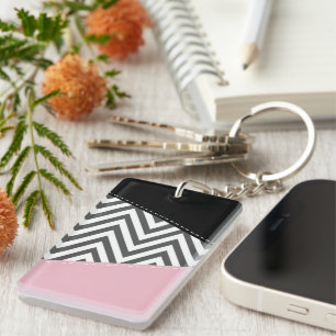 Llavero Gris Zigzag, Gris Chevron, Zigzag Pattern, Rosa