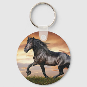 Llavero Hermoso caballo negro