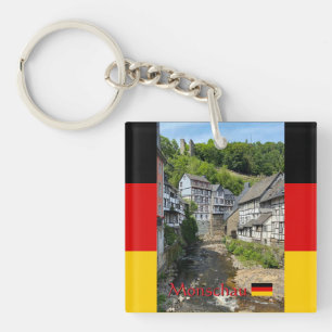 Llavero Hermoso pueblo alemán Monschau en verano viaje