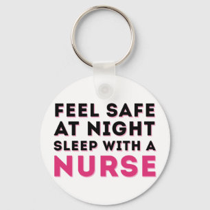 Llavero Humor de enfermeras negras agudas y rosas