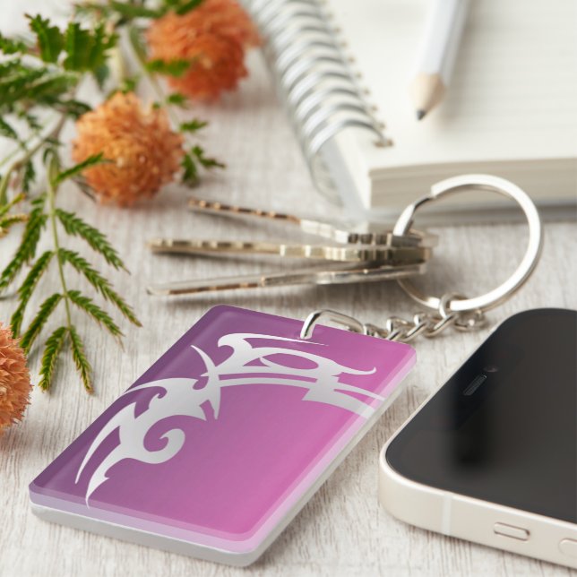 Llavero Impresión de tatuajes blancos en gradiente púrpura (Frente Derecha)