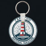 Llavero Insignia nacional de Cape Cod para Massachusetts<br><div class="desc">Ilustracion nacional de la costa de Cabo Cod en un círculo de insignias.</div>