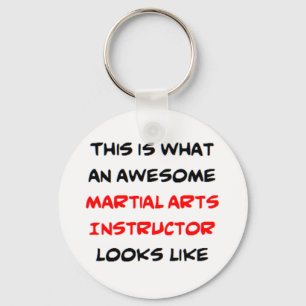 Llavero instructor impresionante de artes marciales