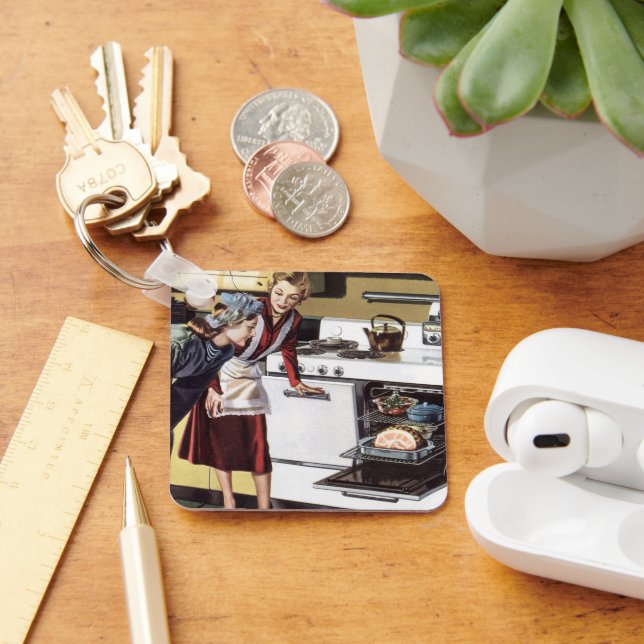 Llavero Interior de casa de época, mamá en cocina