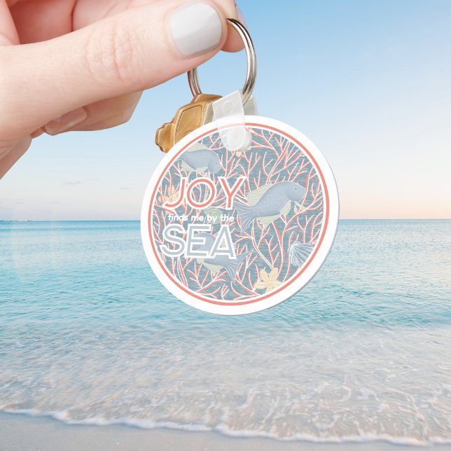 Llavero Joy Finds Me By The Sea – Boho Beach  (Modern Coastal "Joy Finds Me By The Sea" Personalized Keychain)