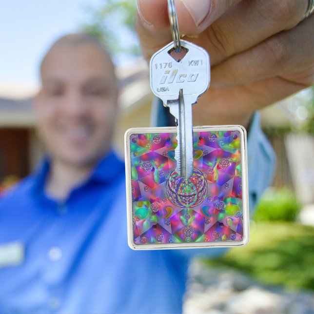 Llavero Kaleidoscopio cósmico: vibrante tríquetra Keychain (Subido por el creador)