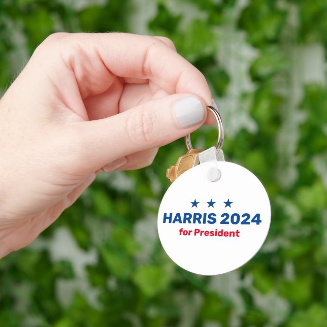 Llavero Kamala Harris Por El Presidente 2024 (Mano)