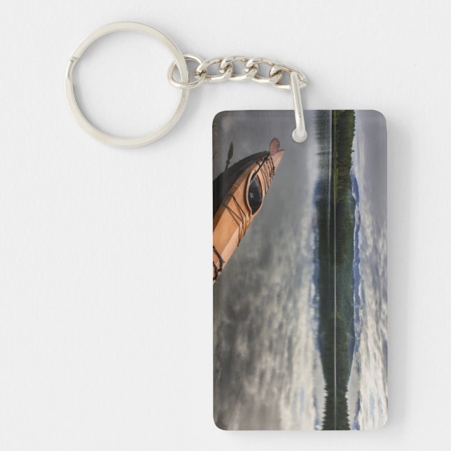 Llavero Kayak de madera en la orilla del lago Beaver (Frente)