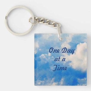 Llavero Keychain Azure con nubes blancas
