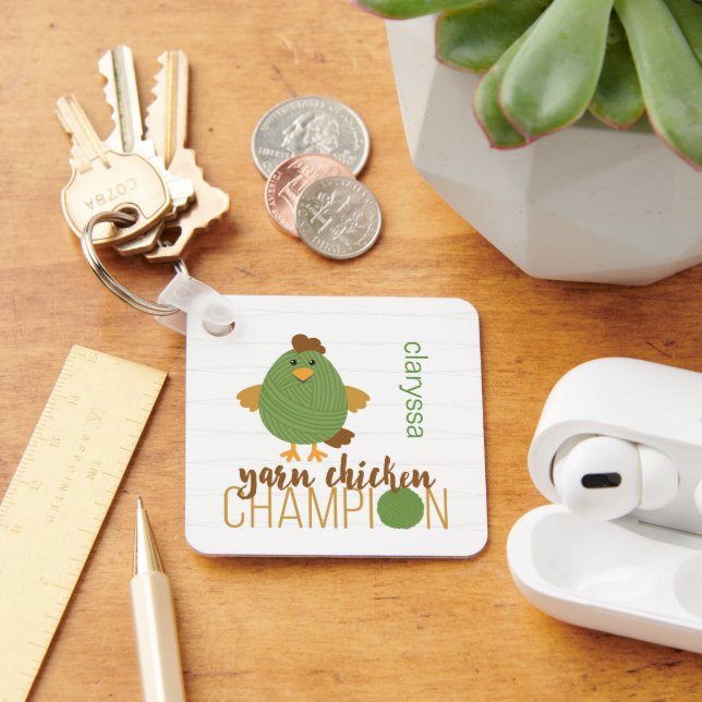 Llavero Keychain Campeón de Pollos Verdes y Marrones (Escritorio )