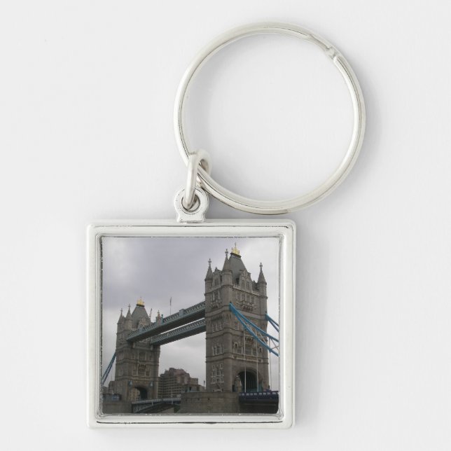 Llavero Keychain con el puente de la Torre sobre el río Tá (Frente)