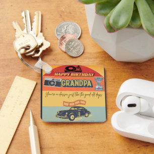 Llavero Keychain del abuelo de cumpleaños feliz retro