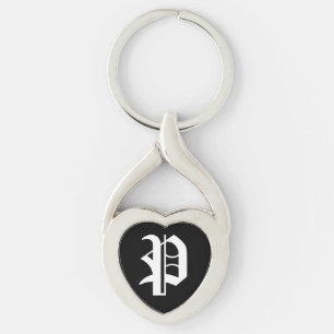 Llavero Keychain del corazón negro "P"