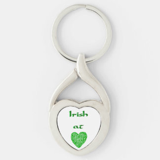 Llavero Keychain irlandés con forma de corazón verde coraz