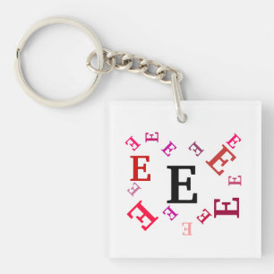 Llavero Keychain - Letras despedazadas en rojo