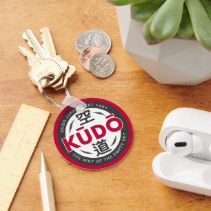 Llavero Kudo – Emblema minimalista de artes marciales japo