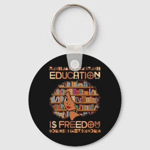Llavero La educación es libertad Libros de maestros negros