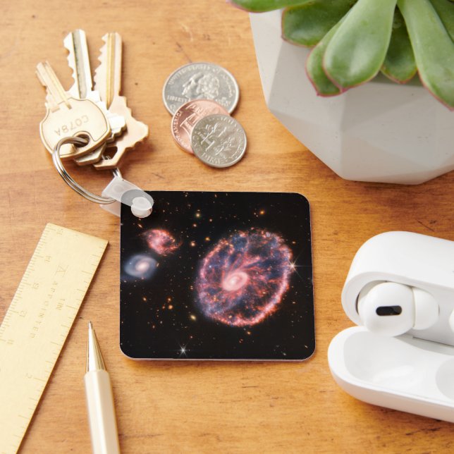 Llavero La Galaxia Del Cartón Y Sus Galaxias Compañeras. (Escritorio )